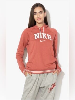 Nike Women's Campus in dusty pink Pullover Hoodie size large